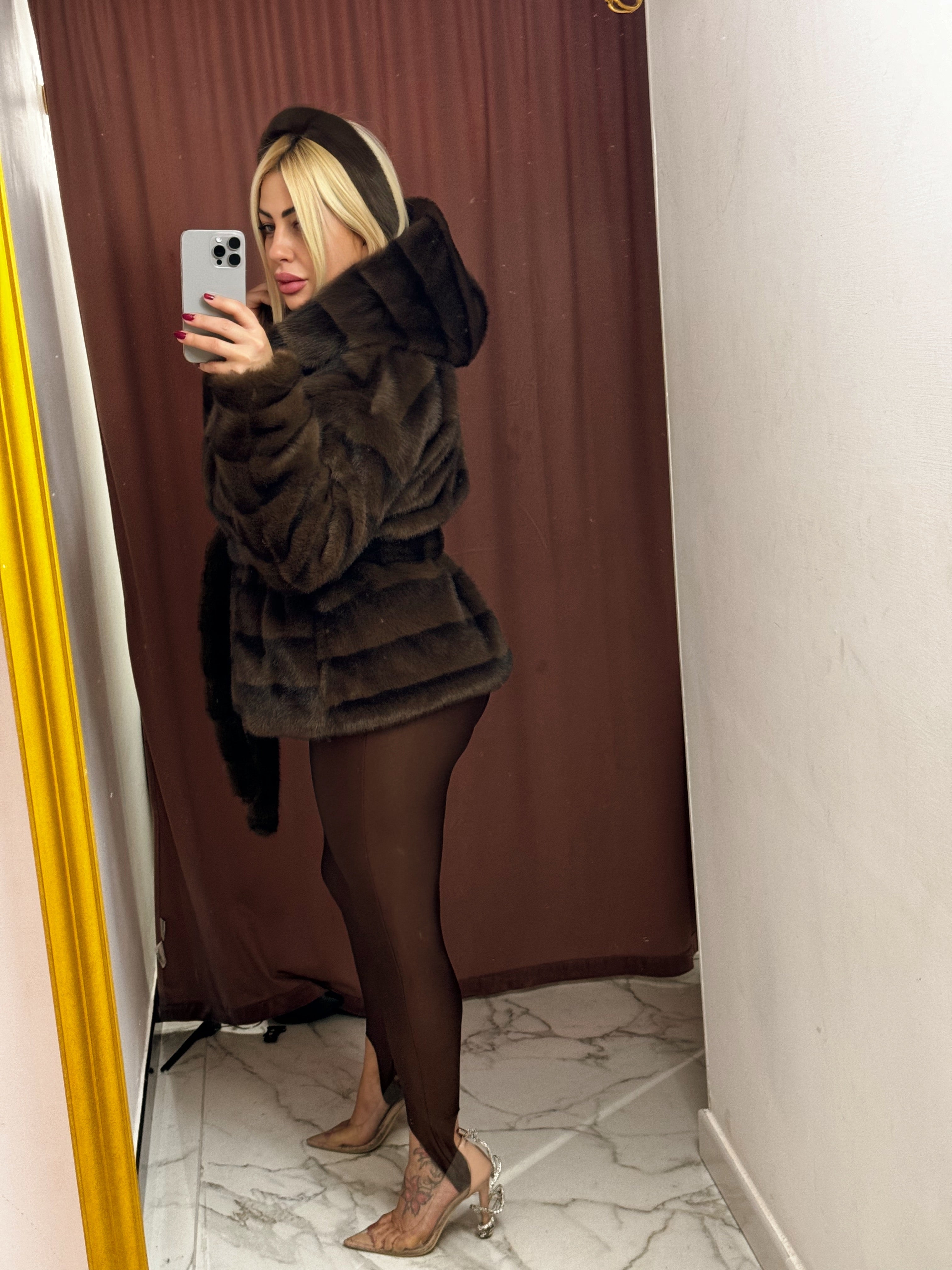 Eco pelliccia modello accapatoio